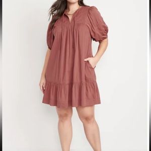 Old navy quilted puff sleeve dress